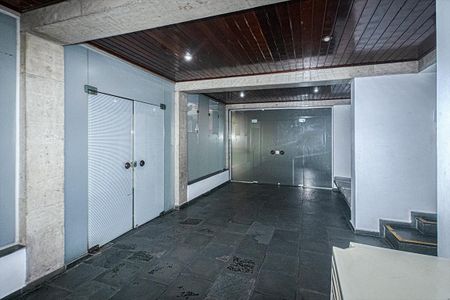 Apartamento à venda com 65m², 2 quartos e 1 vaga Apartamento à venda com 65m², 2 quartos e 1 vagaÁrea comum - Salão de festas