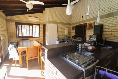 Casa à venda com 400m², 4 quartos e 3 vagas Casa à venda com 400m², 4 quartos e 3 vagasVaranda gourmet