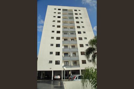 Apartamento à venda com 72m², 3 quartos e 2 vagasFachada