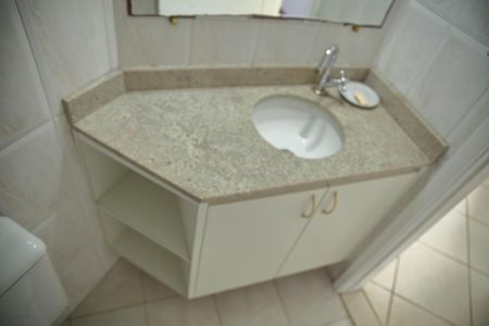 Apartamento à venda com 72m², 3 quartos e 2 vagasBanheiro