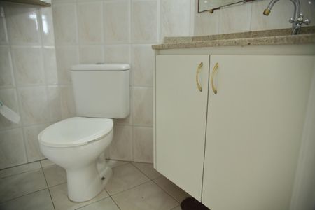 Apartamento à venda com 72m², 3 quartos e 2 vagasBanheiro