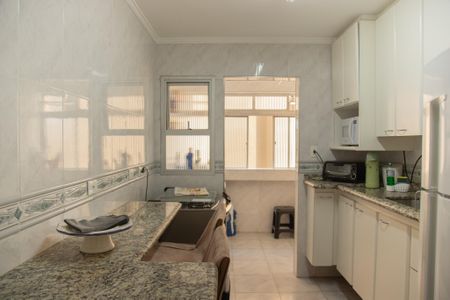 Apartamento à venda com 67m², 2 quartos e 1 vagaCozinha