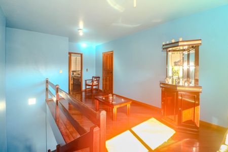 Casa à venda com 170m², 3 quartos e 1 vaga Casa à venda com 170m², 3 quartos e 1 vagaSala