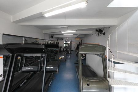 Casa à venda com 400m², 3 quartos e 2 vagas Casa à venda com 400m², 3 quartos e 2 vagasSalão