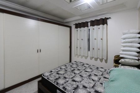 Casa à venda com 400m², 3 quartos e 2 vagas Casa à venda com 400m², 3 quartos e 2 vagasSuite