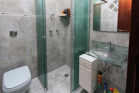 Casa à venda com 400m², 3 quartos e 2 vagas Casa à venda com 400m², 3 quartos e 2 vagasBanheiro