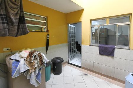 Casa à venda com 400m², 3 quartos e 2 vagas Casa à venda com 400m², 3 quartos e 2 vagasÁrea de Serviço 02