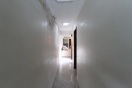 Casa à venda com 400m², 3 quartos e 2 vagas Casa à venda com 400m², 3 quartos e 2 vagasCorredor