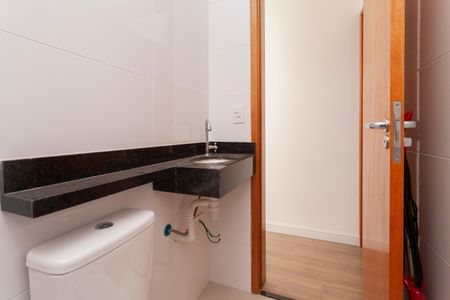 Casa à venda com 141m², 3 quartos e 2 vagasBanheiro 2