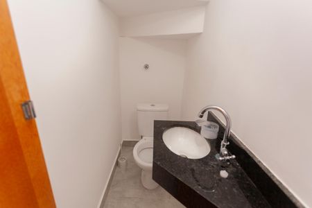 Casa à venda com 141m², 3 quartos e 2 vagasLavabo