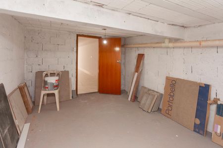 Casa à venda com 141m², 3 quartos e 2 vagasÁrea Privativa - Depósito