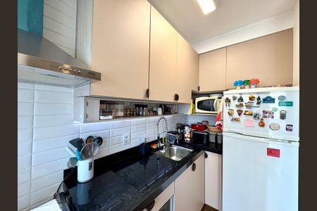 Apartamento à venda com 52m², 2 quartos e 1 vaga Apartamento à venda com 52m², 2 quartos e 1 vagaCozinha