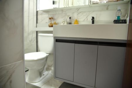 Apartamento à venda com 106m², 2 quartos e 2 vagasBanheiro