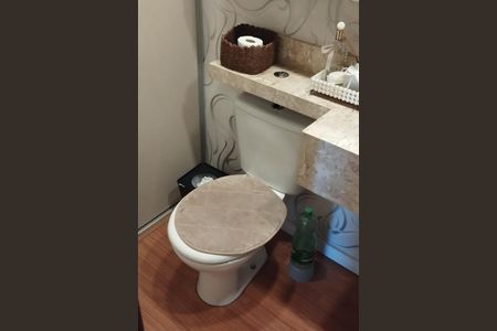 Apartamento à venda com 106m², 2 quartos e 2 vagasBanheiro da Cobertura 