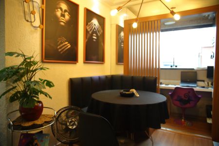 Apartamento à venda com 106m², 2 quartos e 2 vagasEscritório/Sala