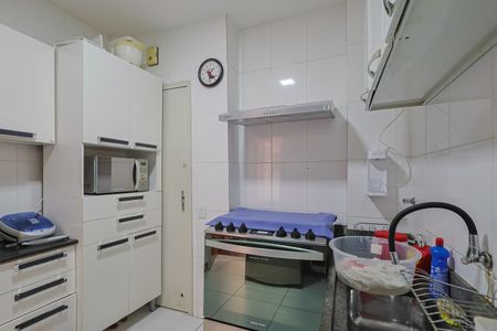 Apartamento à venda com 93m², 3 quartos e 2 vagasCozinha e Área de Serviço