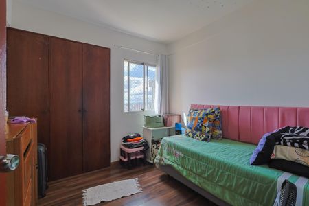 Apartamento à venda com 93m², 3 quartos e 2 vagasQuarto 1