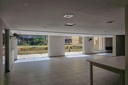 Apartamento à venda com 93m², 3 quartos e 2 vagasÁrea comum - Salão de festas