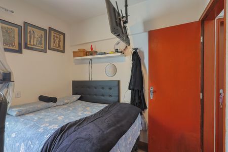 Apartamento à venda com 93m², 3 quartos e 2 vagasQuarto 2