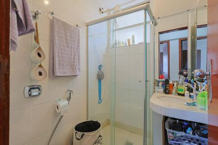 Apartamento à venda com 93m², 3 quartos e 2 vagasBanheiro