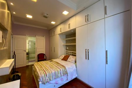 Apartamento à venda com 112m², 3 quartos e 1 vaga Apartamento à venda com 112m², 3 quartos e 1 vagaSuíte