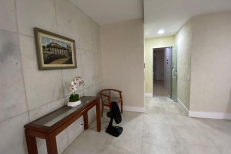 Apartamento à venda com 112m², 3 quartos e 1 vaga Apartamento à venda com 112m², 3 quartos e 1 vagaÁrea comum - Portaria