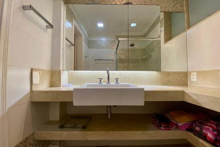 Apartamento à venda com 112m², 3 quartos e 1 vaga Apartamento à venda com 112m², 3 quartos e 1 vagaBanheiro da Suíte