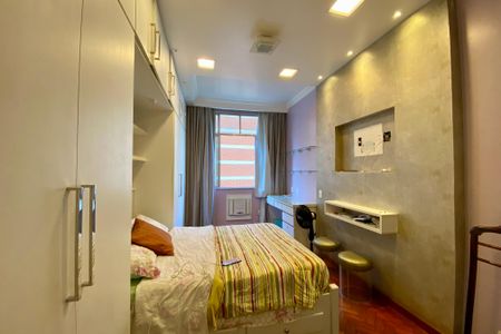 Apartamento à venda com 112m², 3 quartos e 1 vaga Apartamento à venda com 112m², 3 quartos e 1 vagaSuíte