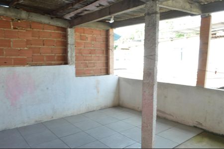Casa à venda com 103m², 3 quartos e 1 vaga Casa à venda com 103m², 3 quartos e 1 vagaTerraço