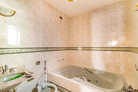 Casa à venda com 140m², 2 quartos e 2 vagas Casa à venda com 140m², 2 quartos e 2 vagasFoto 01