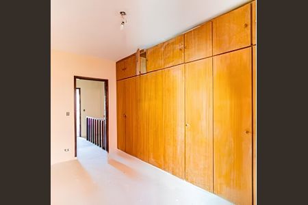 Casa à venda com 140m², 2 quartos e 2 vagas Casa à venda com 140m², 2 quartos e 2 vagasFoto 01