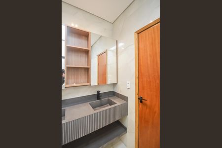 Casa à venda com 156m², 3 quartos e 4 vagasBanheiro da Suíte