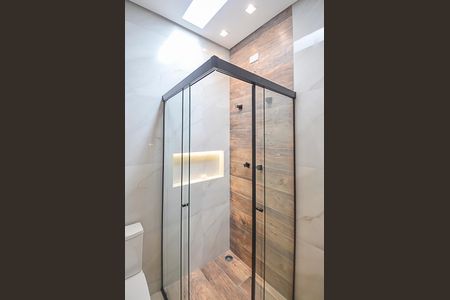 Casa à venda com 156m², 3 quartos e 4 vagasBanheiro da Suíte