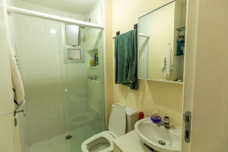 Apartamento à venda com 64m², 3 quartos e 1 vaga Apartamento à venda com 64m², 3 quartos e 1 vagaBanheiro