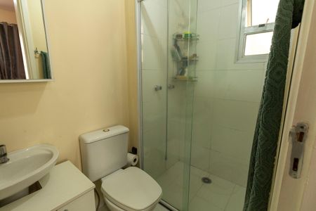 Apartamento à venda com 64m², 3 quartos e 1 vaga Apartamento à venda com 64m², 3 quartos e 1 vagaBanheiro da Suíte