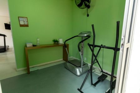 Apartamento à venda com 64m², 3 quartos e 1 vaga Apartamento à venda com 64m², 3 quartos e 1 vagaAcademia