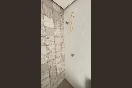 Apartamento à venda com 70m², 2 quartos e 1 vaga Apartamento à venda com 70m², 2 quartos e 1 vagaBanheiro da Suíte