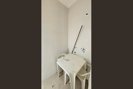Apartamento à venda com 70m², 2 quartos e 1 vaga Apartamento à venda com 70m², 2 quartos e 1 vagaÁrea de Serviço