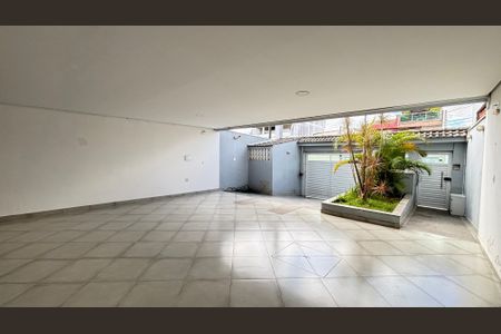 Apartamento à venda com 70m², 2 quartos e 1 vaga Apartamento à venda com 70m², 2 quartos e 1 vagaGaragem