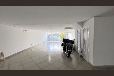 Apartamento à venda com 70m², 2 quartos e 1 vaga Apartamento à venda com 70m², 2 quartos e 1 vagaGaragem