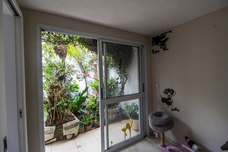 Casa de condomínio à venda com 182m², 5 quartos e 2 vagasQuarto de Serviço