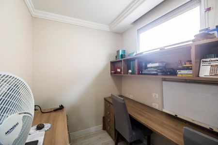 Casa de condomínio à venda com 182m², 5 quartos e 2 vagasEscritório