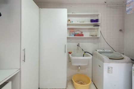 Casa à venda com 600m², 4 quartos e sem vagaÁrea de Serviço