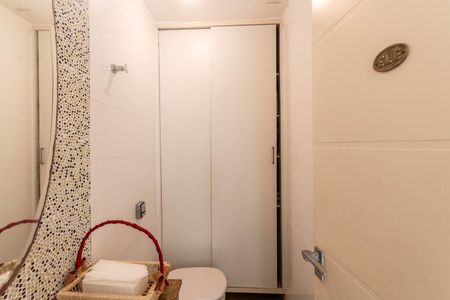 Casa à venda com 600m², 4 quartos e sem vagaLavabo 2