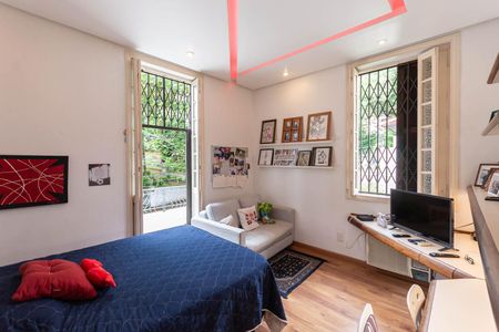 Casa à venda com 600m², 4 quartos e sem vagaSuíte 2