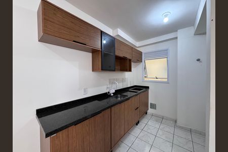 Apartamento à venda com 45m², 2 quartos e 1 vaga Apartamento à venda com 45m², 2 quartos e 1 vagaCozinha