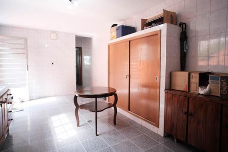 Casa à venda com 190m², 5 quartos e 4 vagasÁrea de Serviço