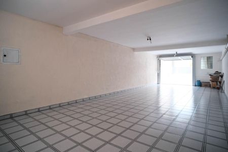 Casa à venda com 190m², 5 quartos e 4 vagasGaragem
