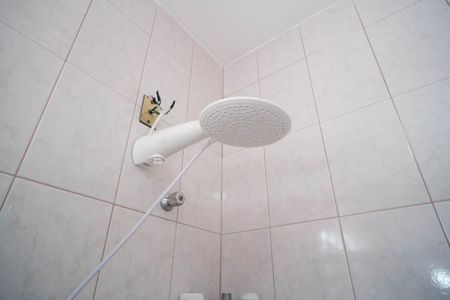 Casa à venda com 190m², 5 quartos e 4 vagasBanheiro 1