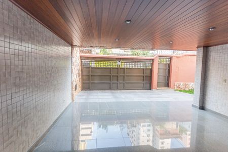 Casa à venda com 337m², 4 quartos e 4 vagasGaragem